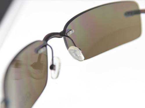 Guess*** Samurai*** Branded Sunglasses - R1 Start with NO Reserve