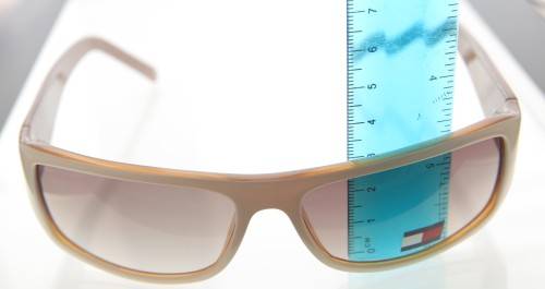 TOMMY HILFIGER*** Sunglasses - R1 Start with NO Reserve