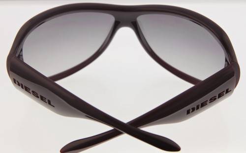 DIESEL Sunglasses - Burgundy Colour - In time for Spring - Made in Italy - R1 Start with NO Reserve