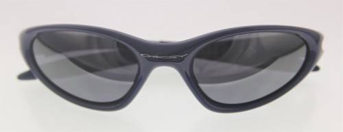 OAKLEY Sunglasses - Made in USA - R1 Start with NO Reserve