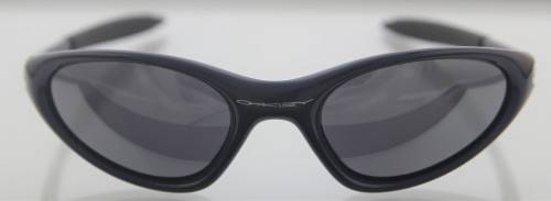 OAKLEY Sunglasses - Made in USA - R1 Start with NO Reserve