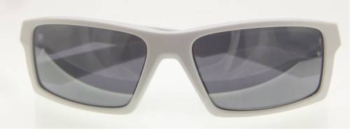 OAKLEY Sunglasses - Made in USA - SPECIAL OFFER - R1 Start with NO Reserve