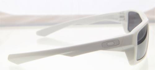 OAKLEY Sunglasses - Made in USA - SPECIAL OFFER - R1 Start with NO Reserve