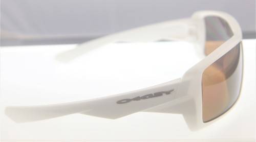 OAKLEY Sunglasses - Made in USA - R1 Start with NO Reserve