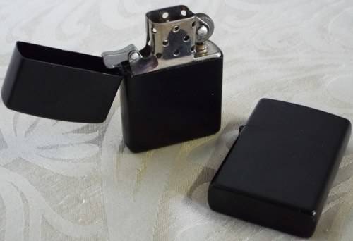R1 START!    ZIPPO - BLACK FAUX ZIPPO LIGHTER - 1 AVAILABLE. Get yours now!