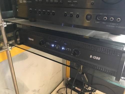 Hybrid Professional amplifier (B-1200)