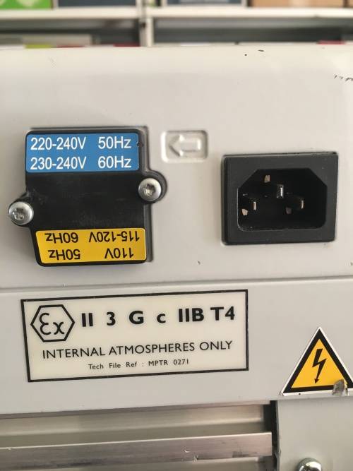 Edwards high vacuum pump (RV12)