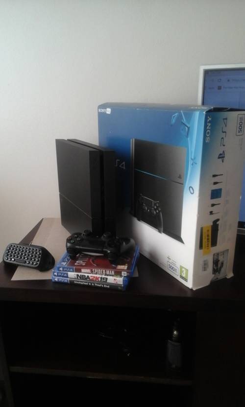 PS4 500GB