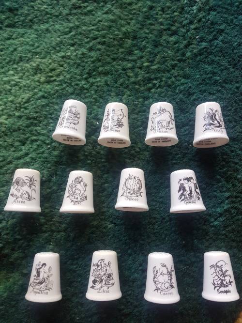 Royal Grafton Zodiac sign thimble set