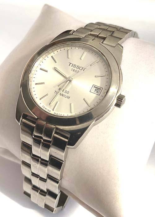 TITANIUM TISSOT PR 50 MEN'S WATCH, WITH DATE, IN GOOD CONDITIONS