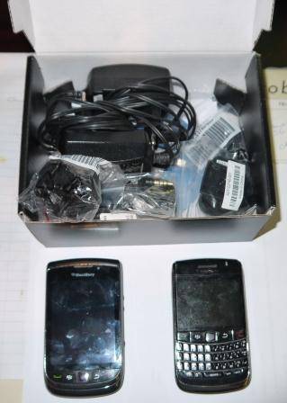 Blackberry Torch 9800 & Blackberry Curve 9700