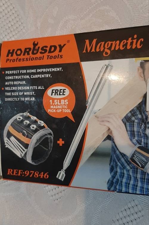 Magnetic Wrist band with pickup tool