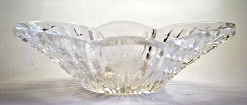 ROSE CUT LEAD CRYSTAL BOAT VASE H-5Omm L-165MM WEIGHT 259g  FREE DELIVERY GAUTENG CENTRAL