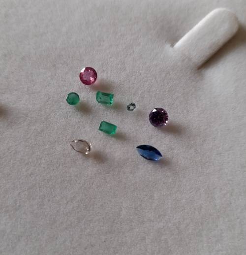 Wow!! Mixed lot of Semi precious Gemstones Sold as one lot ,very nice !!!