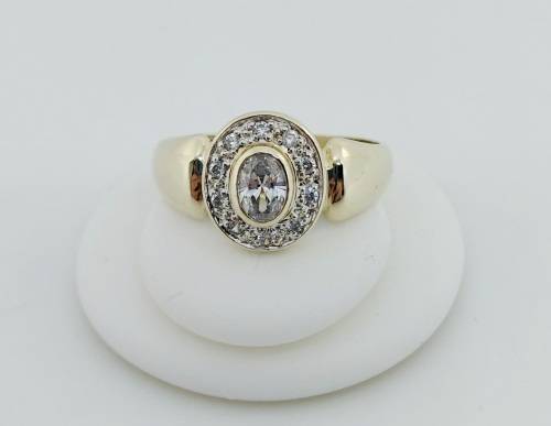 Solid 9ct Yellow Gold Vintage Handmade Engagement Style Ring