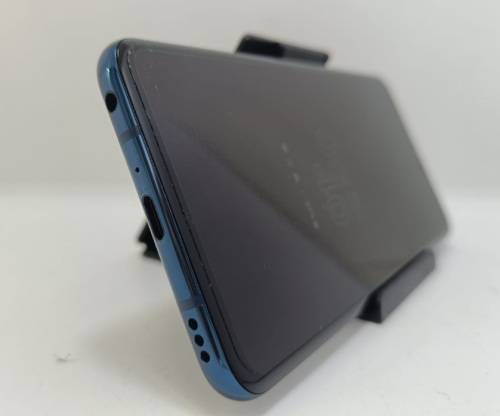 LG V40 ThinQ, Like New, 6 gig ram, 128gig, Local Stock, Blue, Complete with box!!