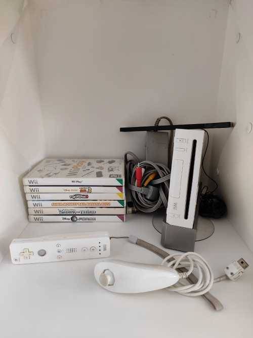 R1 Start - Nintendo Wii Gaming Console With 6 X Games, With all Accessories, See description!!!