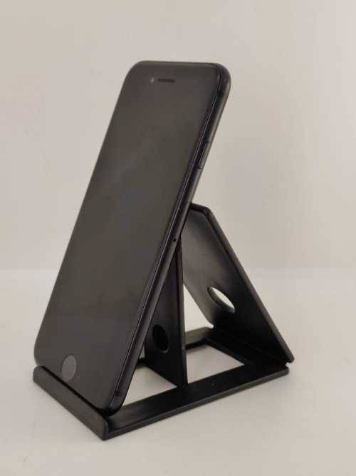 Apple iPhone SE, 2020 Edition, 64gig gig, Like New, Box and all accessories incl, local stock!!