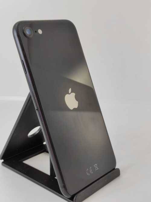 Apple iPhone SE, 2020 Edition, 64gig gig, Like New, Box and all accessories incl, local stock!!