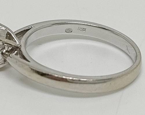 18ct White Gold Diamond Solitaire Ring with Paperwork