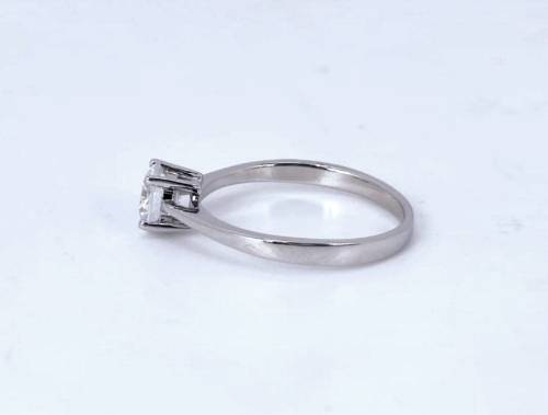 Solid 925 Silver Designer Solitaire Style Engagement Ring, Brand New, See Full Description!!