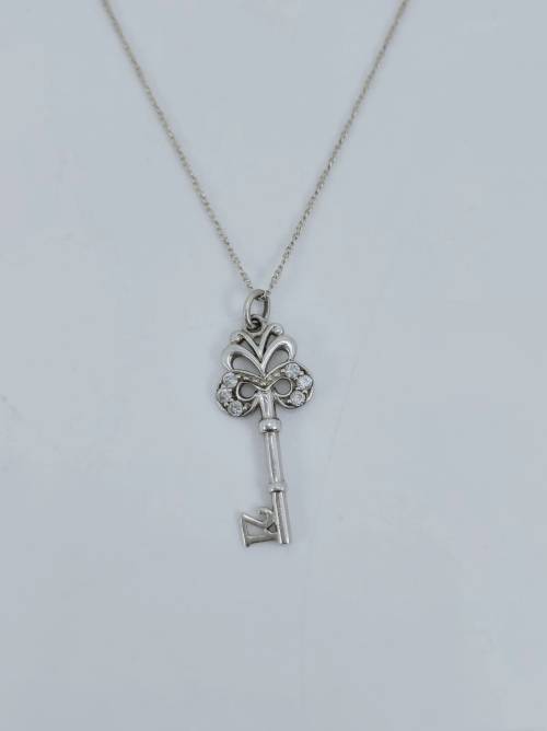 Solid 925 Silver Designer 21 Key style Pendant and Fine Chain Set