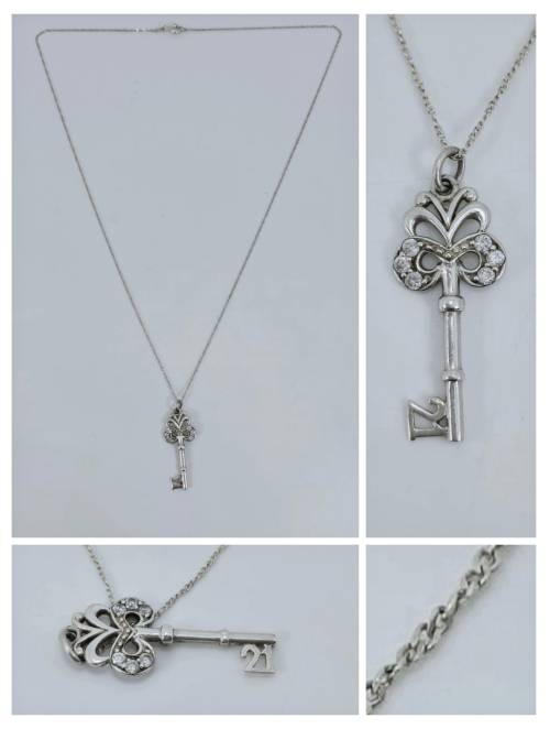 Solid 925 Silver Designer 21 Key style Pendant and Fine Chain Set
