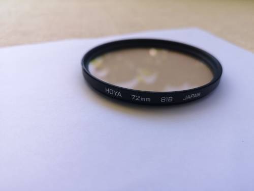 Hoya 72mm  81B
