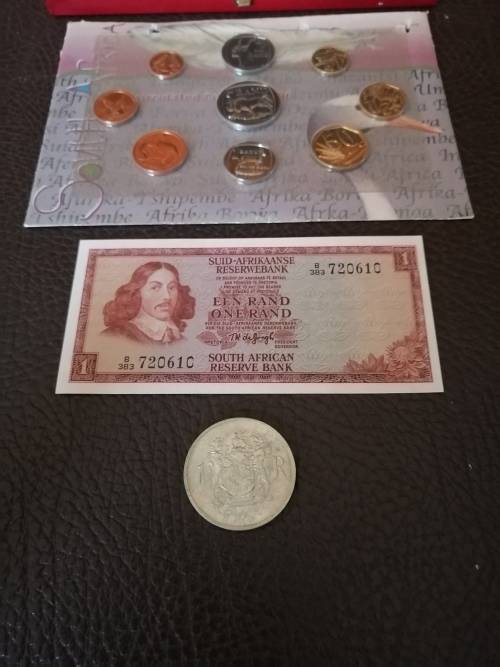 EVERYTHING MUST GO!!! Lot of coins and one banknote. See description for details.