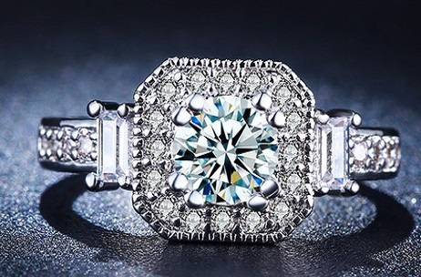 Exclusive! 1.40ct Cr.Diamond and Accents Halo Engagement Ring - Size 6.5 / M+ / 17mm