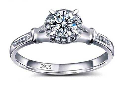 Extraordinary! 1.12ct Cr.Diamond and Accents Engagement Ring - Size 8 / Q / 18mm