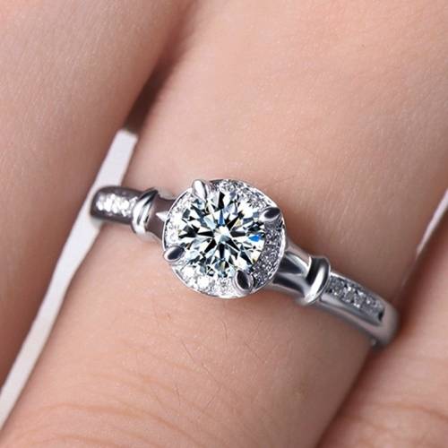 Extraordinary! 1.12ct Cr.Diamond and Accents Engagement Ring - Size 8 / Q / 18mm