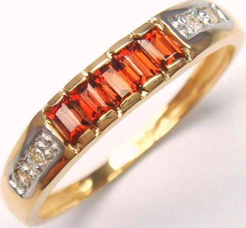 9ct SOLID GOLD RING 0.32CT NATURAL GARNET AND DIAMONDS. SIZE N+ (7)