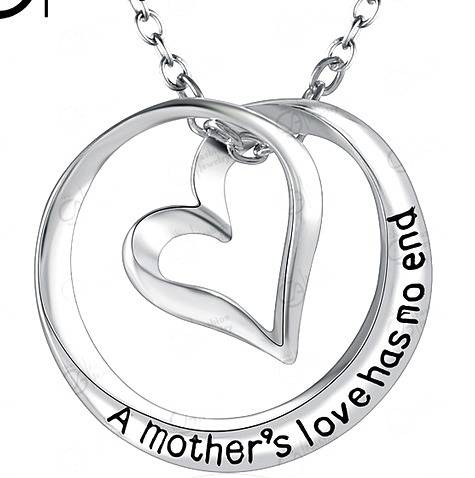 "A Mother's Love Has No End" Heart Chain Pendant Necklace