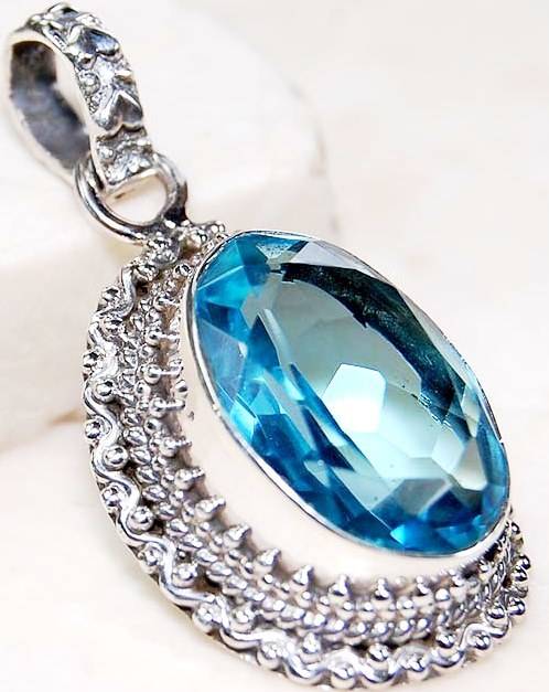 HANDCRAFTED 10ct BLUE TOPAZ GEMSTONE 925 STERLING SILVER PENDANT
