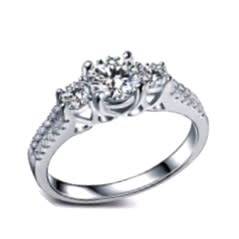 Sparkling 1.80ct Cr.Diamond Engagement Ring, 3-stone. Size 6 / L-M