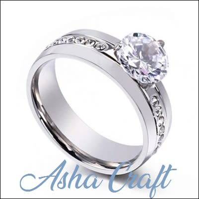 Stunning 1.5ct Solitaire Engagement Wedding Ring with Pave Setting. Size 9/R
