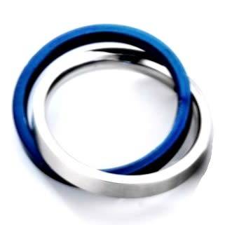 Blue Stainless Steel Interlocking Russian Rolling Ring. Size 10