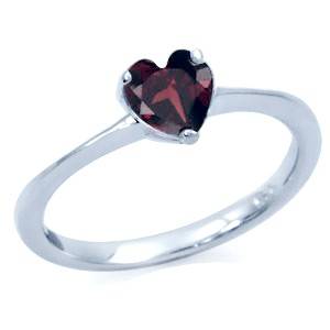 0.40ct Genuine Garnet Heart 925 Sterling Silver Ring. Size 6.5/N