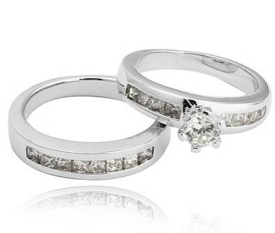 ENGAGEMENT and WEDDING RING SET - Size 8 / Q