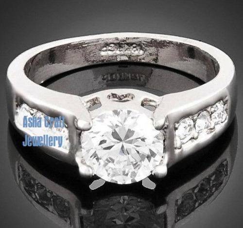 BRAND NEW Elegant 1.61ct Sim Diamond Engagement Ring. Size 6 / M / 16.3mm