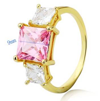 BRAND NEW 3.00ct Cr. Pink and White Topaz Trilogy Ring. Size 7