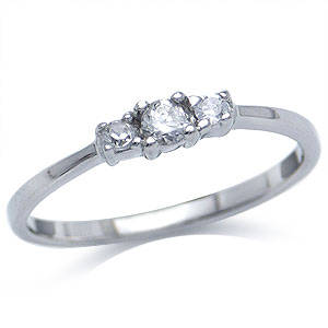 ***SIZE 7*** Petite Designer Lab Diamond Ring in Solid Sterling Silver