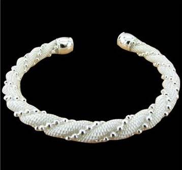 Brand New Silver HSE Mesh Cuff Bangle