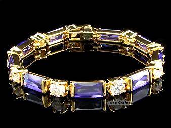 Stunning Brand New Cr. Amethyst and Topaz Ladies Tennis Bracelet (8237)