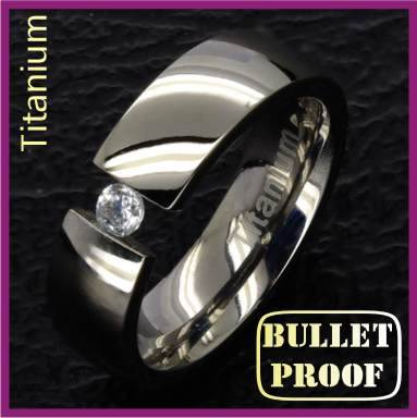 Stunning Split Style Dress Ring - Size 9