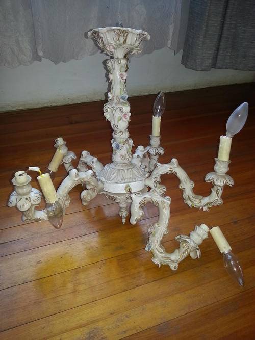 Cata da Monte Chandelier (one broken arm)
