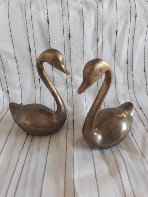 Antique Brass Swan ornament set