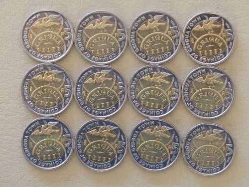 2000 SMILEY MANDELA R5 & GRIQUA TOWN 1815-2015 COMMEMORATIVE R5'S : 50 COINS