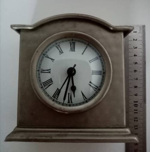 Metal Mini Mantelpiece Clock